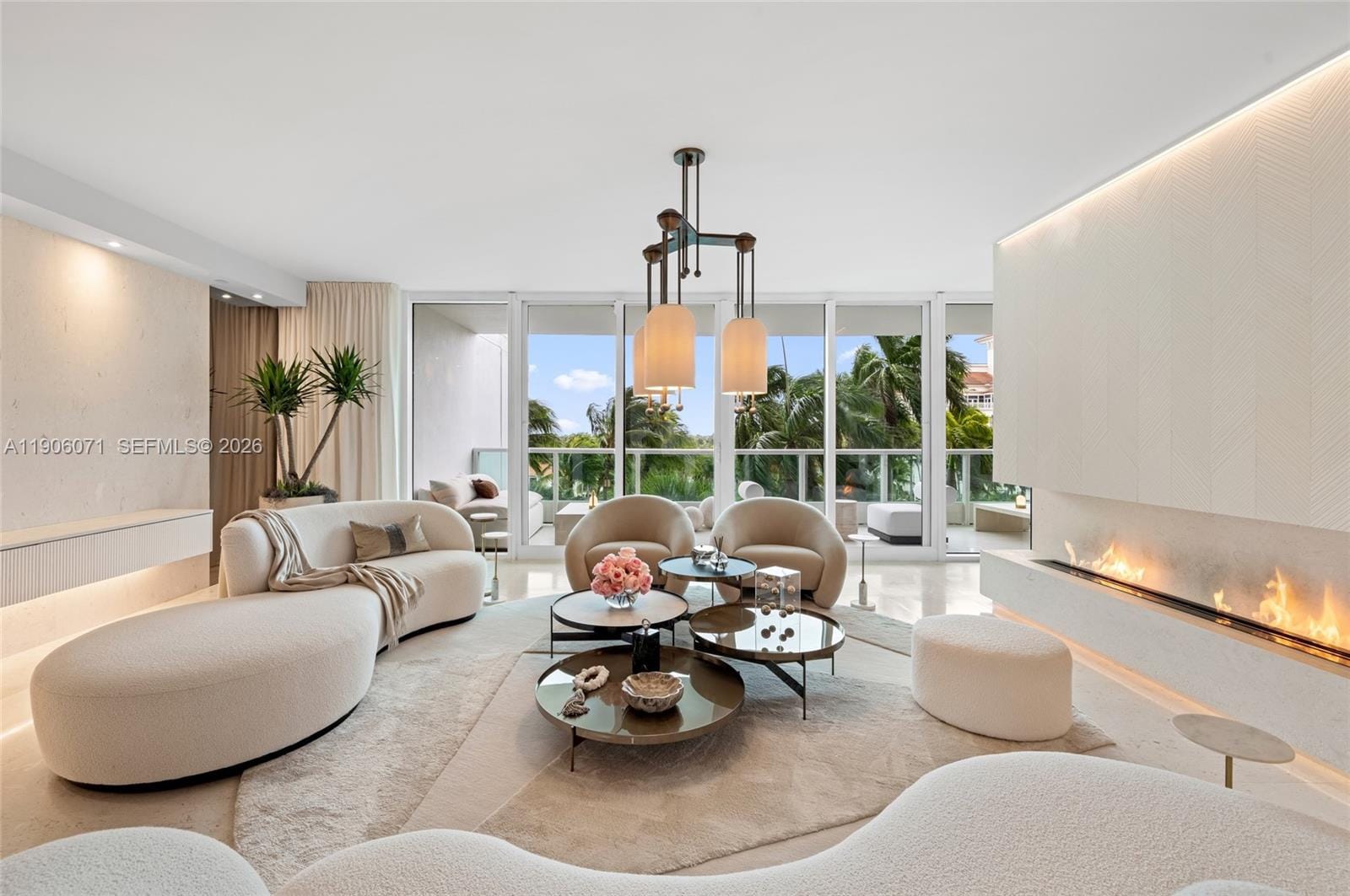 19955 NE 38th Court 704, Aventura, FL 33180
