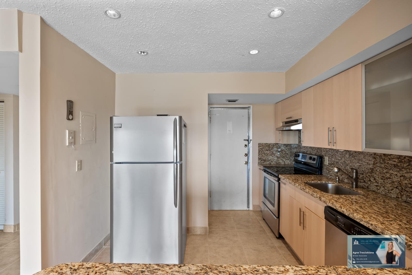 300 Diplomat Parkway 607, Hallandale Beach, FL 33009 photo 15