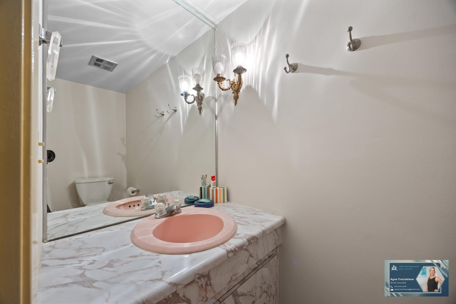 300 Diplomat Parkway 607, Hallandale Beach, FL 33009 photo 17