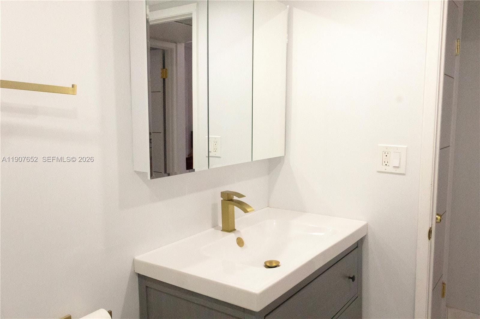 5005 Collins Avenue 1523 — photo 8