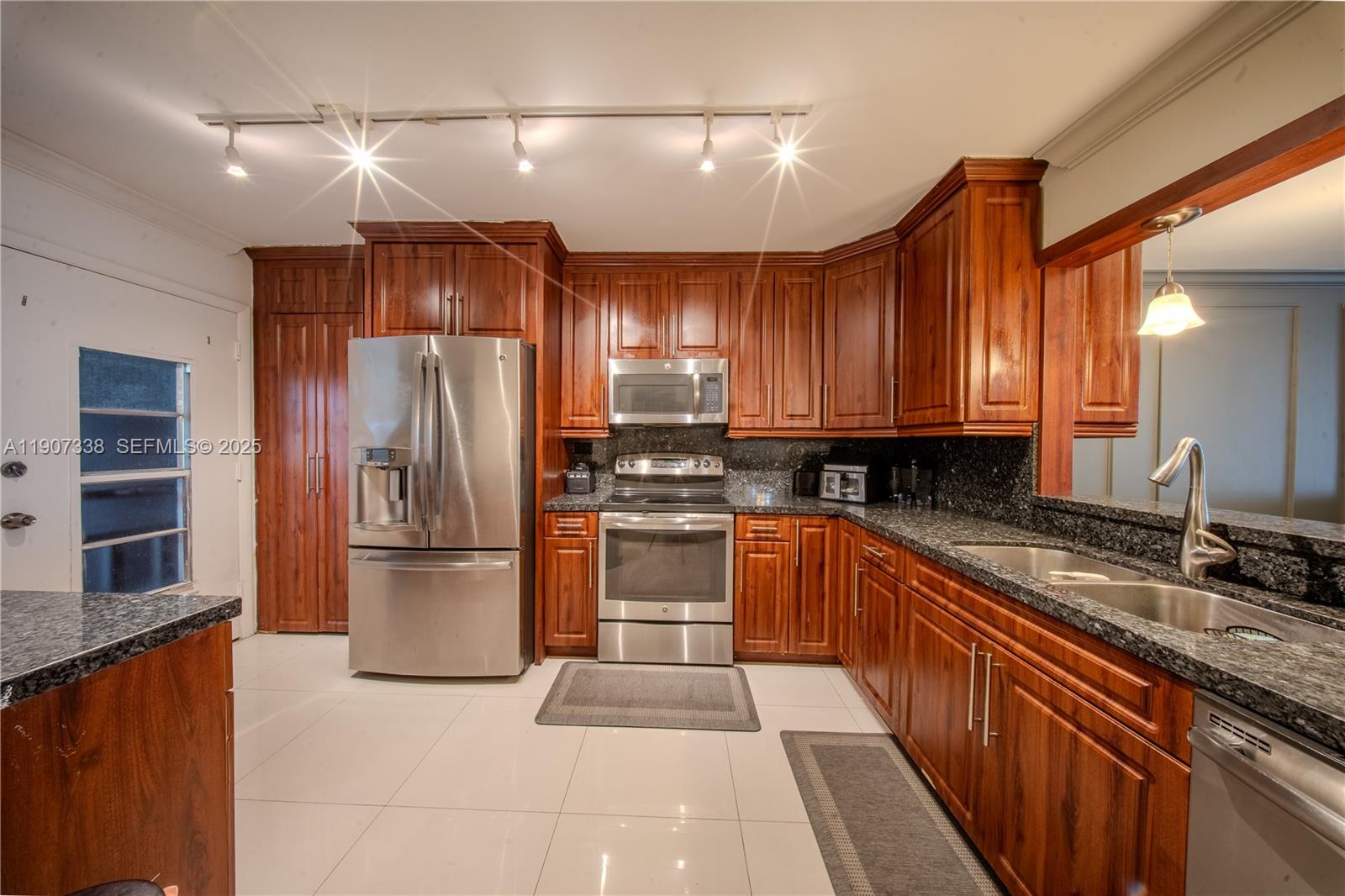 1660 NE 191st Street 4101, Miami, FL 33179, Miami