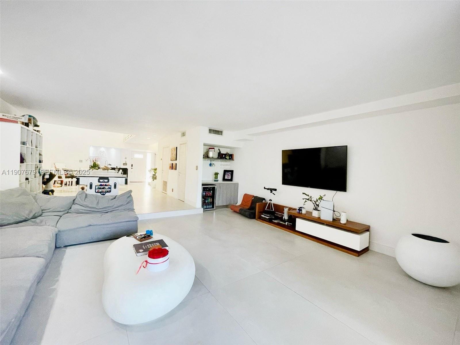 20444 NE 34th Court 12 — photo 3