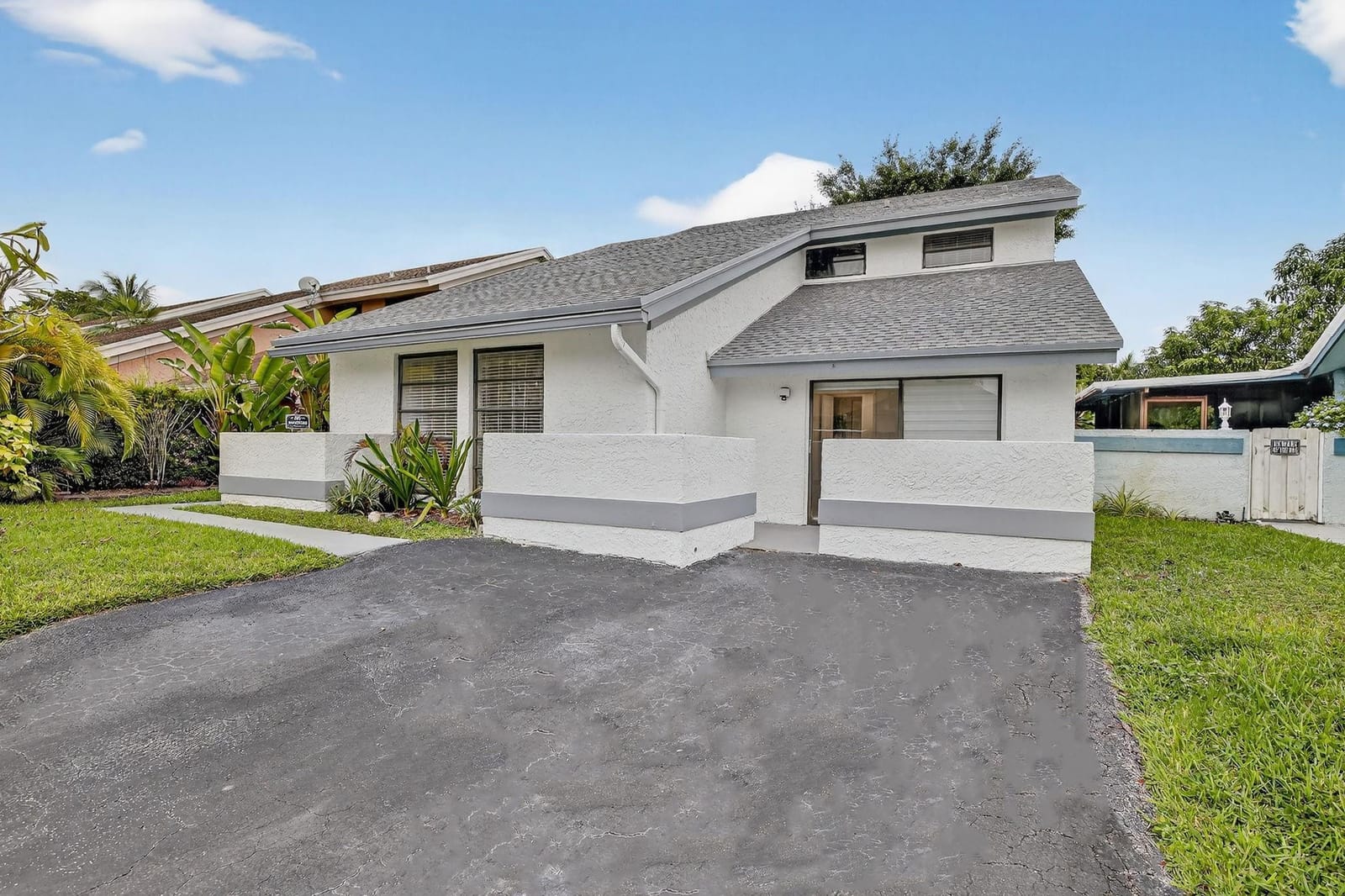 3930 SW 82nd Terrace — photo 3