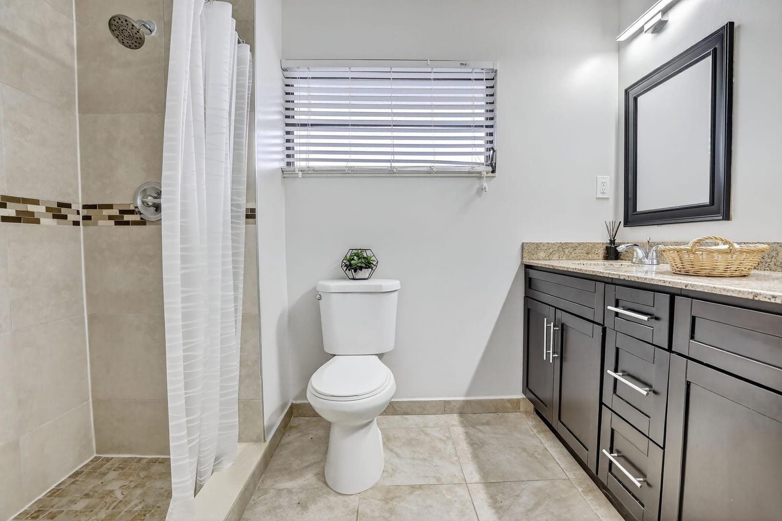 3930 SW 82nd Terrace, Davie, FL 33328 photo 25
