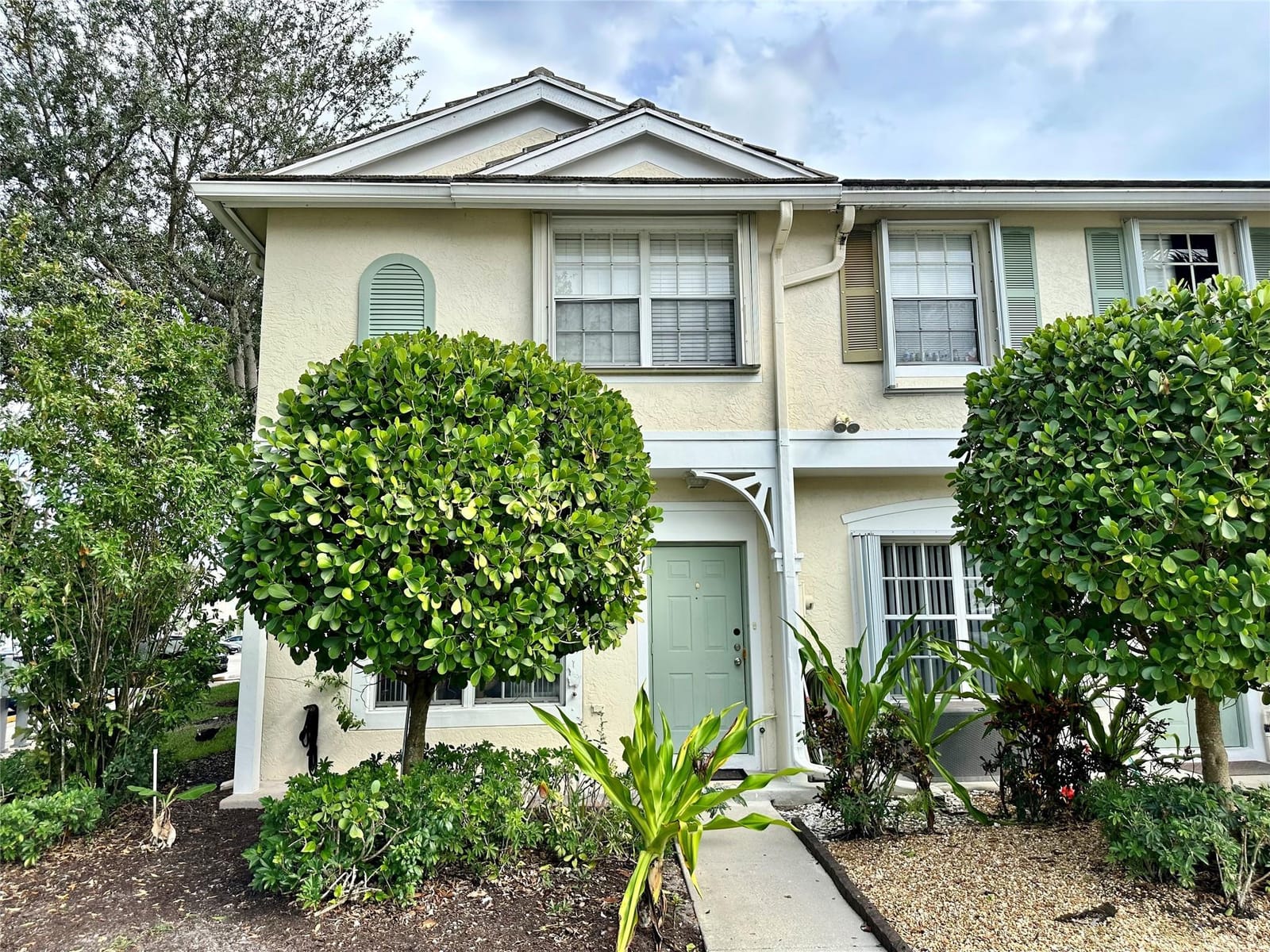 5679 NW 99th Lane, Coral Springs, FL 33076 photo 2