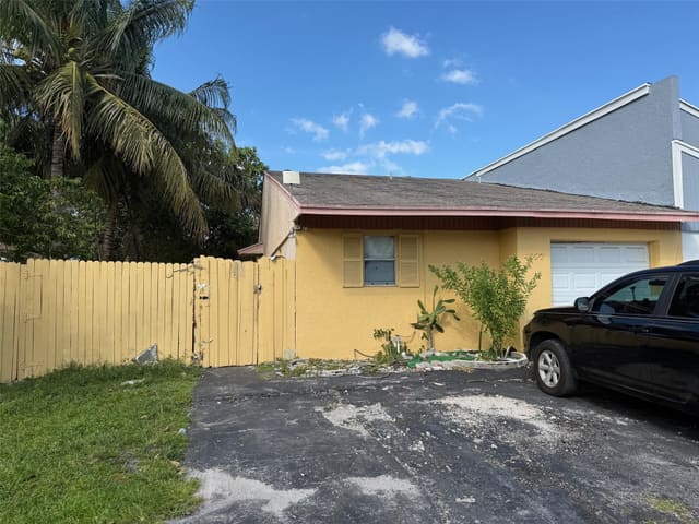 4997 NW 6th Court, sold in Pine Trail, Delray Beach, FL