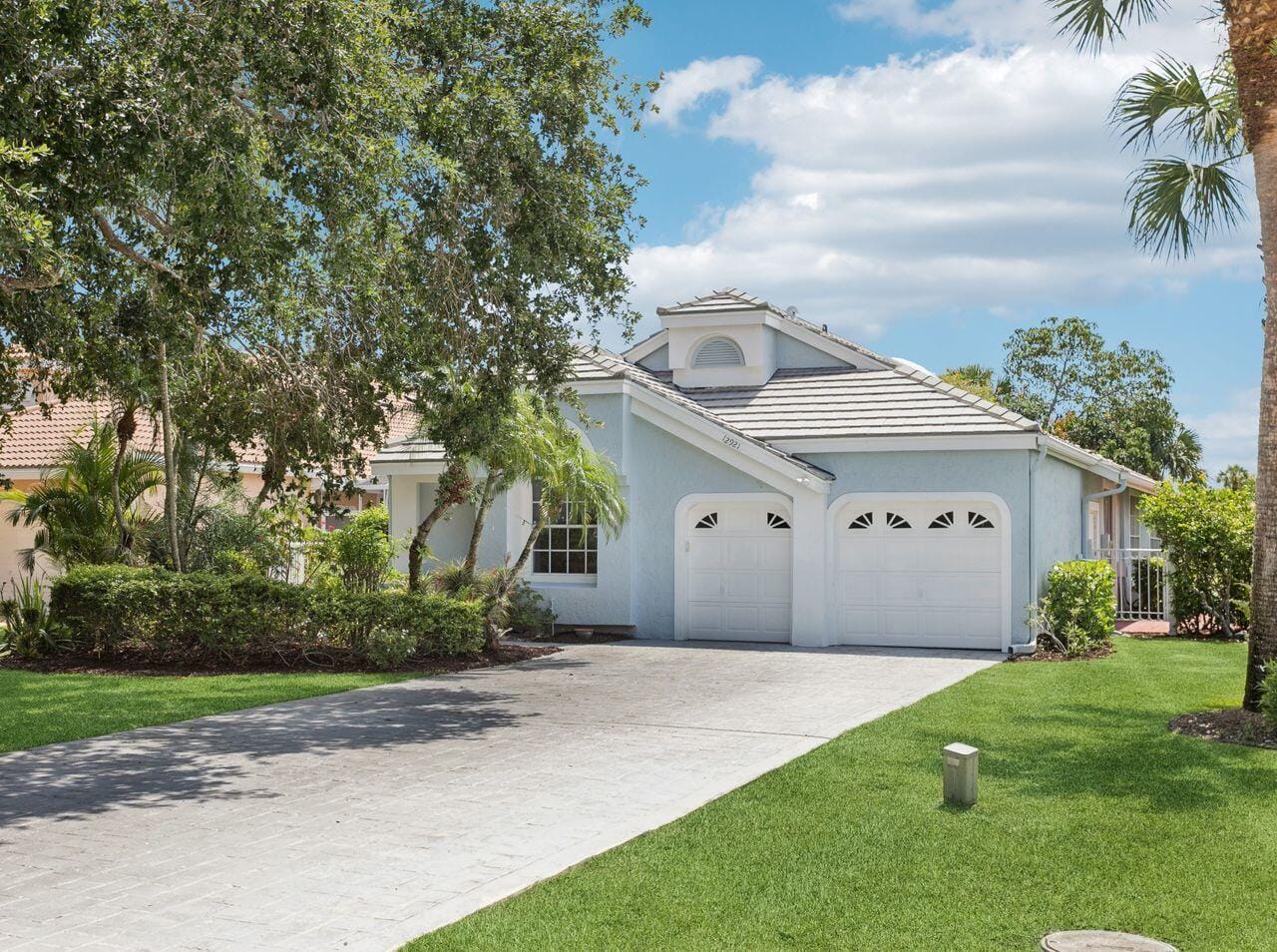 12921 Oak Knoll Drive, Palm Beach Gardens, FL 33418