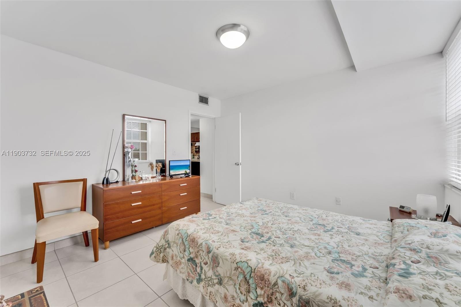 3661 SW 9th Terrace 402 — photo 9