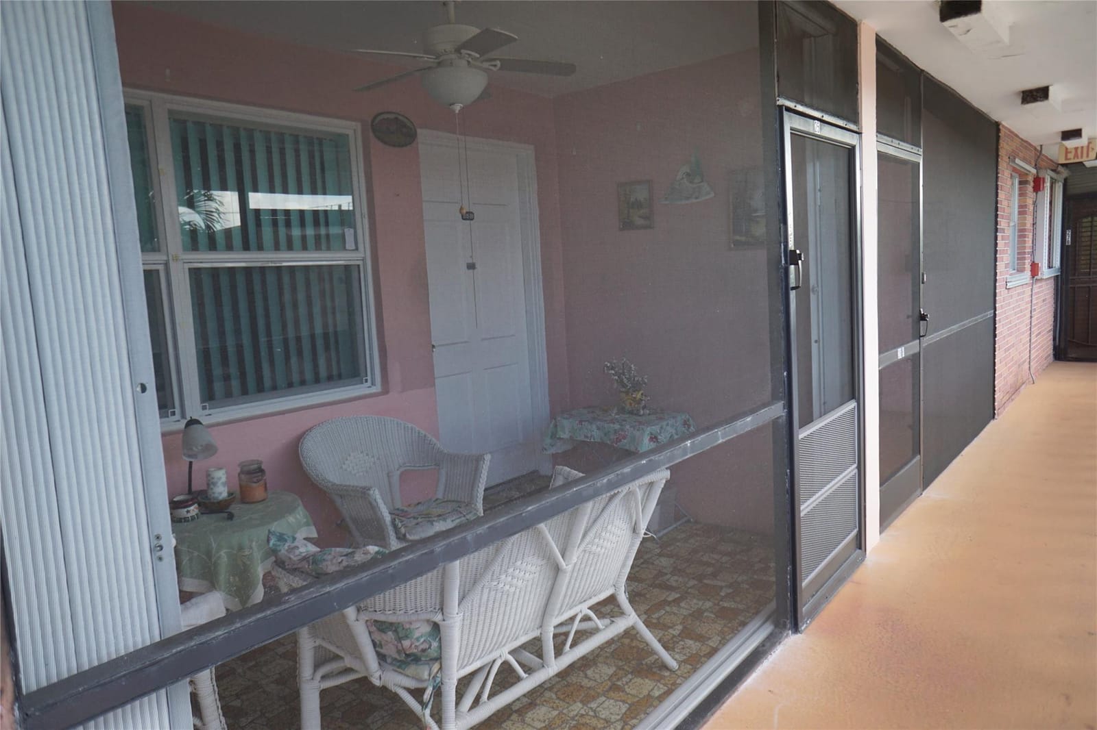 160 NE 8th Avenue 25 B, Hallandale Beach, FL 33009 photo 13
