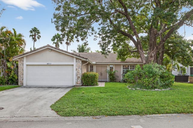 4011 NW 115th, sold in Wood Lake, Coral Springs, FL