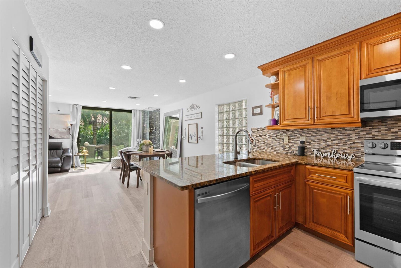 1701 NW 107th Terrace, Plantation, FL 33322 photo 11