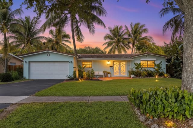 5613 Madison Street, sold in Lawn Acres 36-3 B, Hollywood, FL