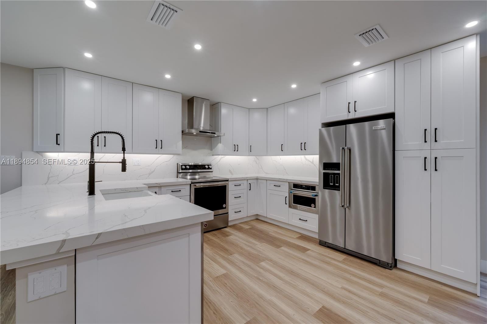 13114 SW 90th Court — photo 4