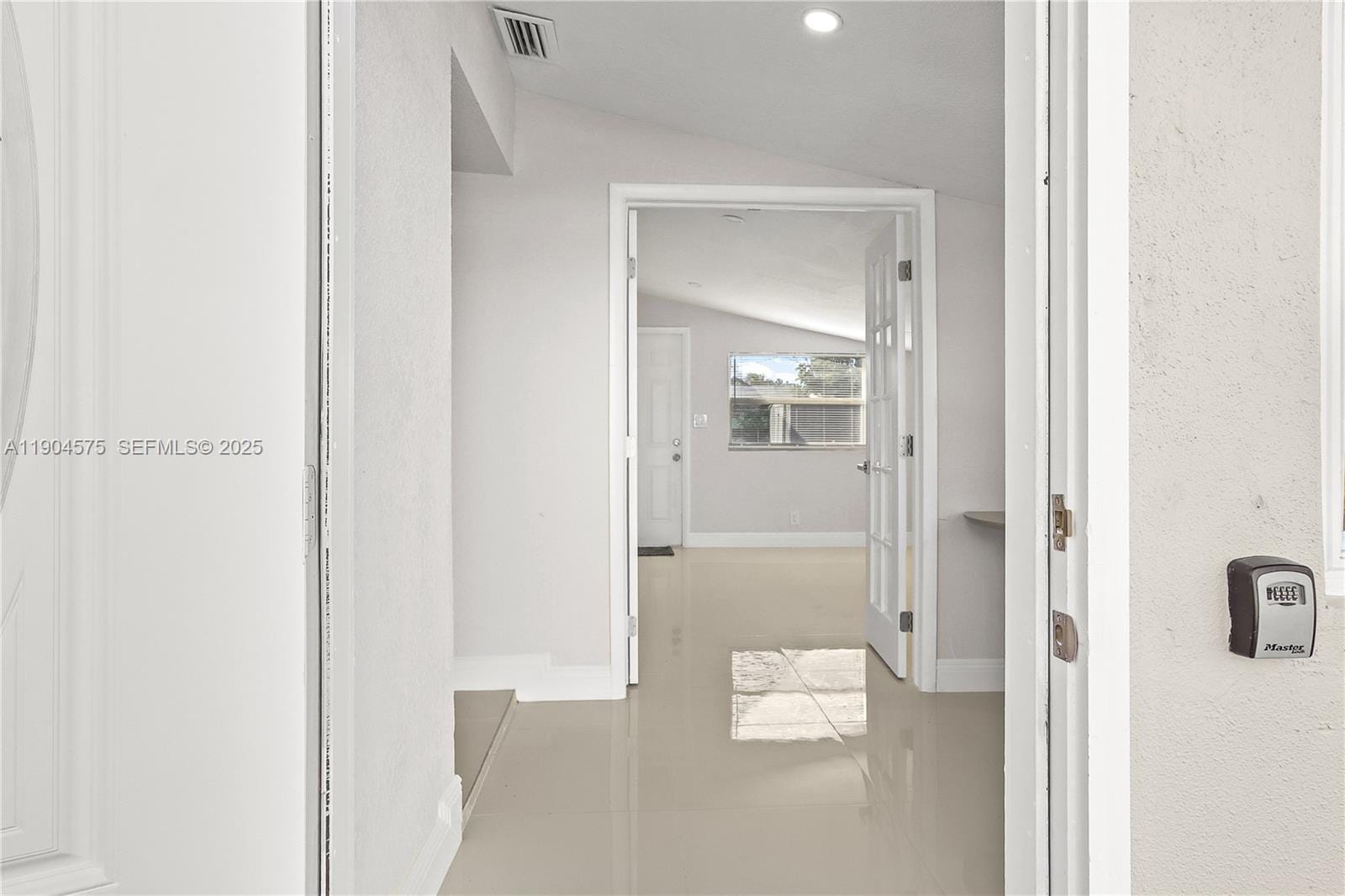 1430 N 65th Avenue, Hollywood, FL 33024 photo 13
