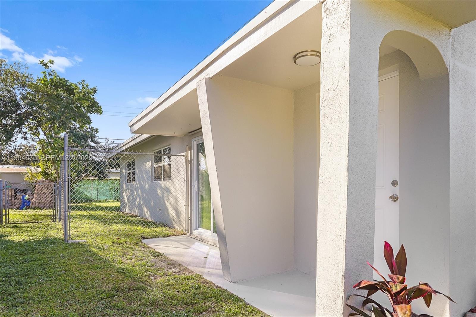 1430 N 65th Avenue, Hollywood, FL 33024 photo 6