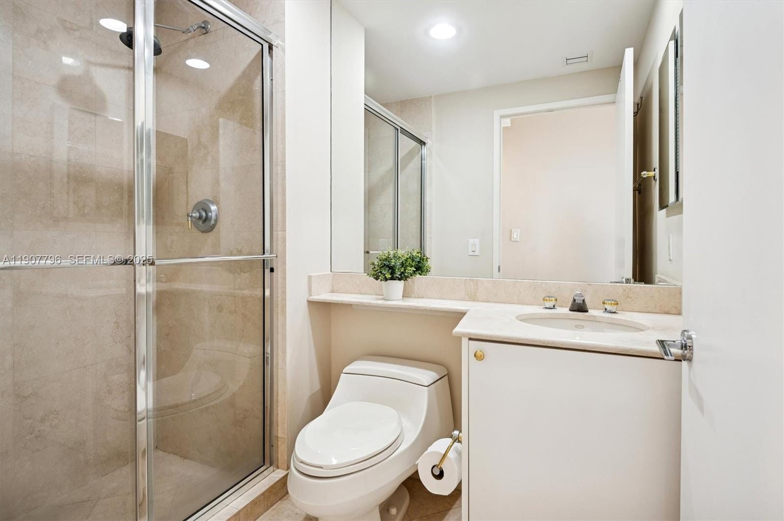 789 Crandon Boulevard 1005, Key Biscayne, FL 33149 photo 18