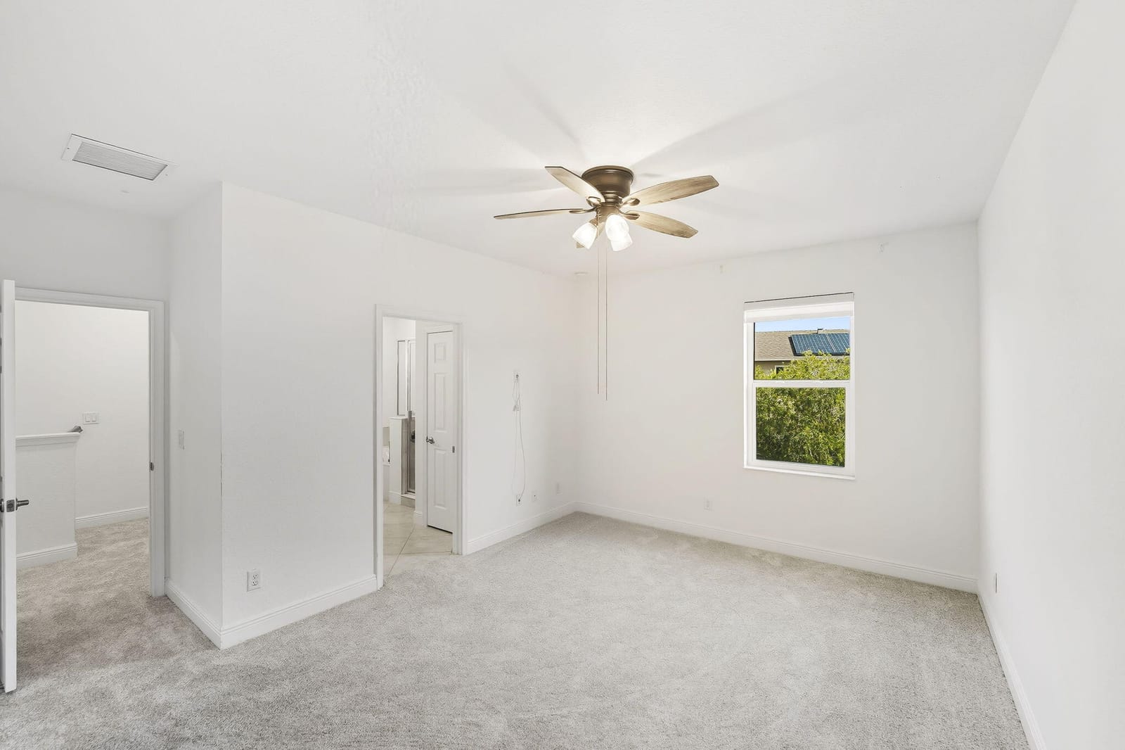 956 NE Trailside Run — photo 12