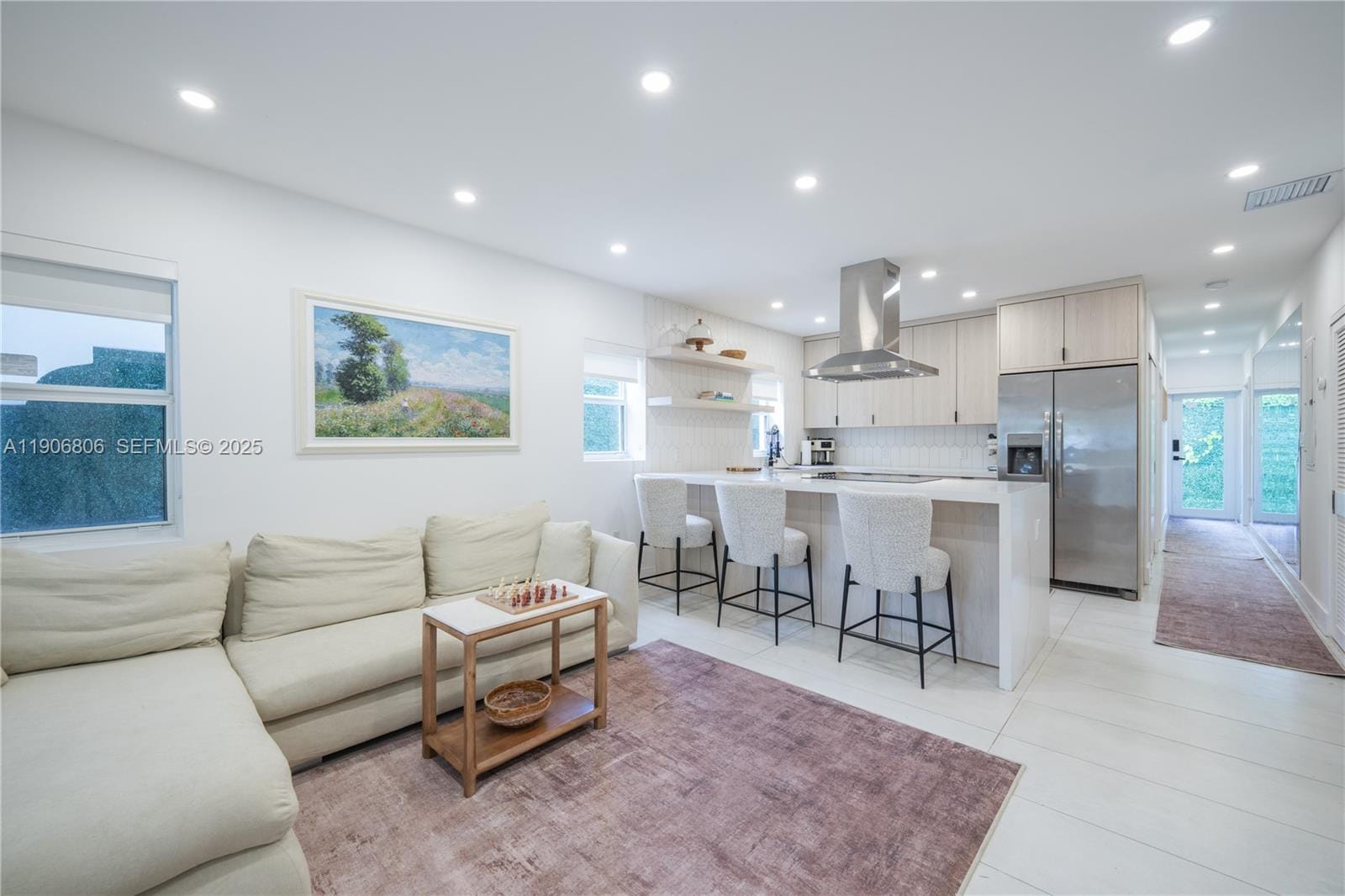545 NW 47th Street — photo 3