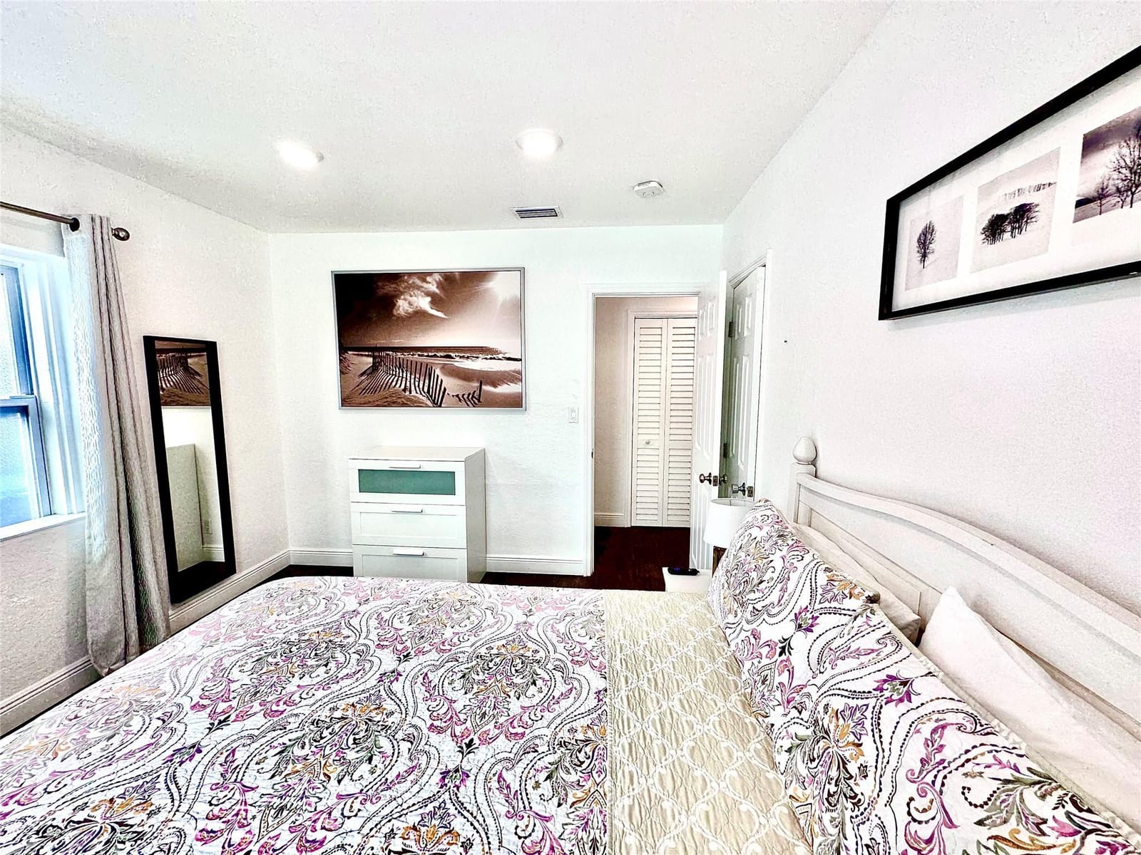 1637 NE 5th Court, Fort Lauderdale, FL 33301