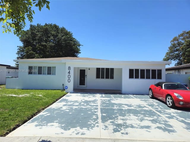 8400 NW 10th Avenue, sold in Arcola Gardens, Miami, FL
