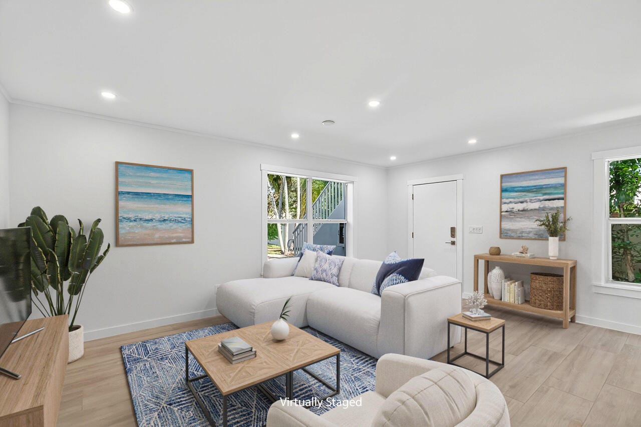 924 Coquina Lane 3 — photo 4