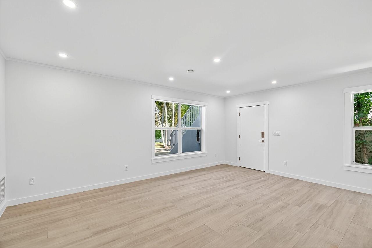 924 Coquina Lane 3 — photo 5