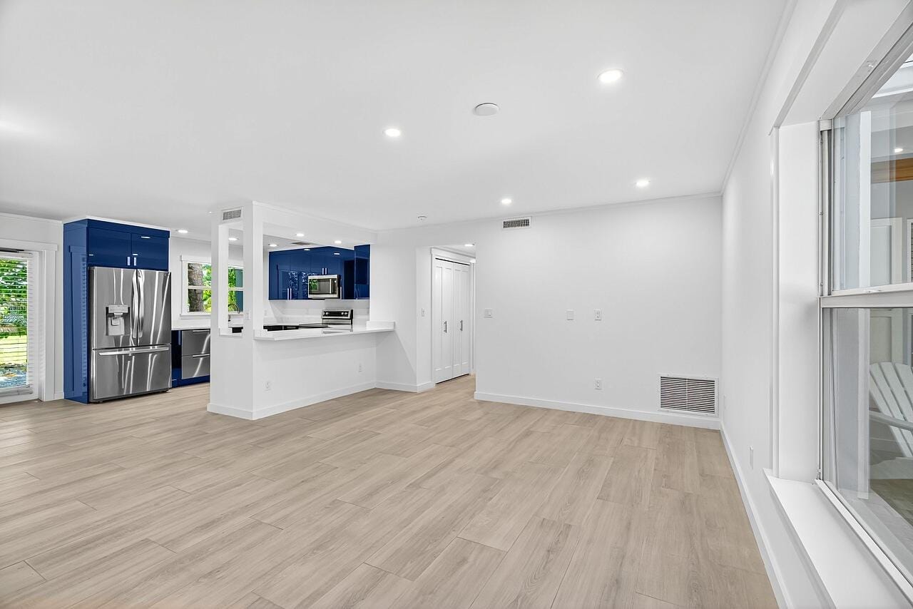924 Coquina Lane 3 — photo 9