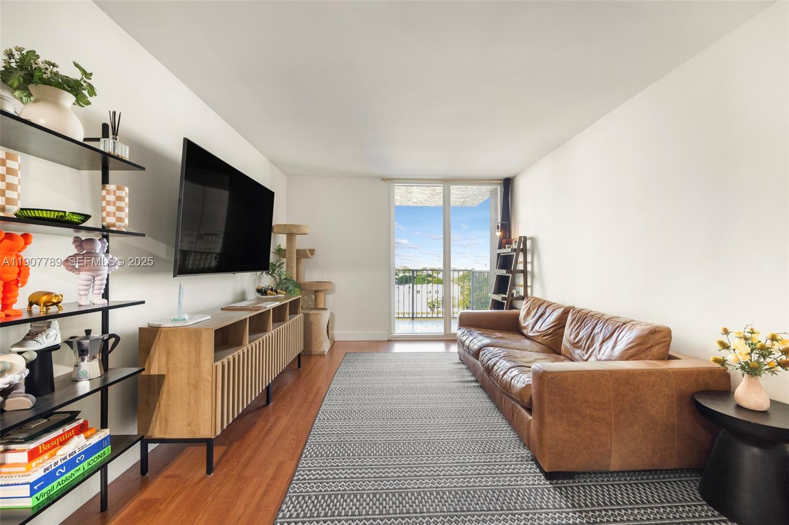850 N Miami Avenue W906, Miami, FL 33136, Miami