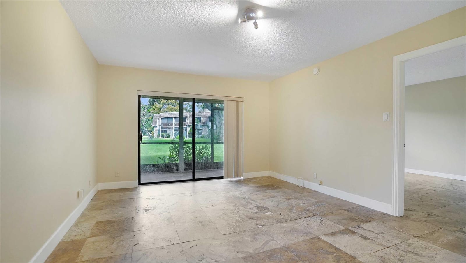3123 Oakland Shores Drive D104 — photo 6