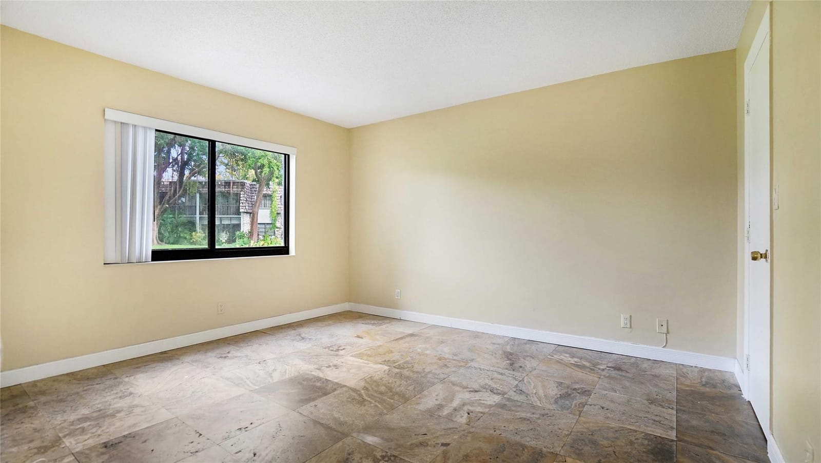 3123 Oakland Shores Drive D104 — photo 10