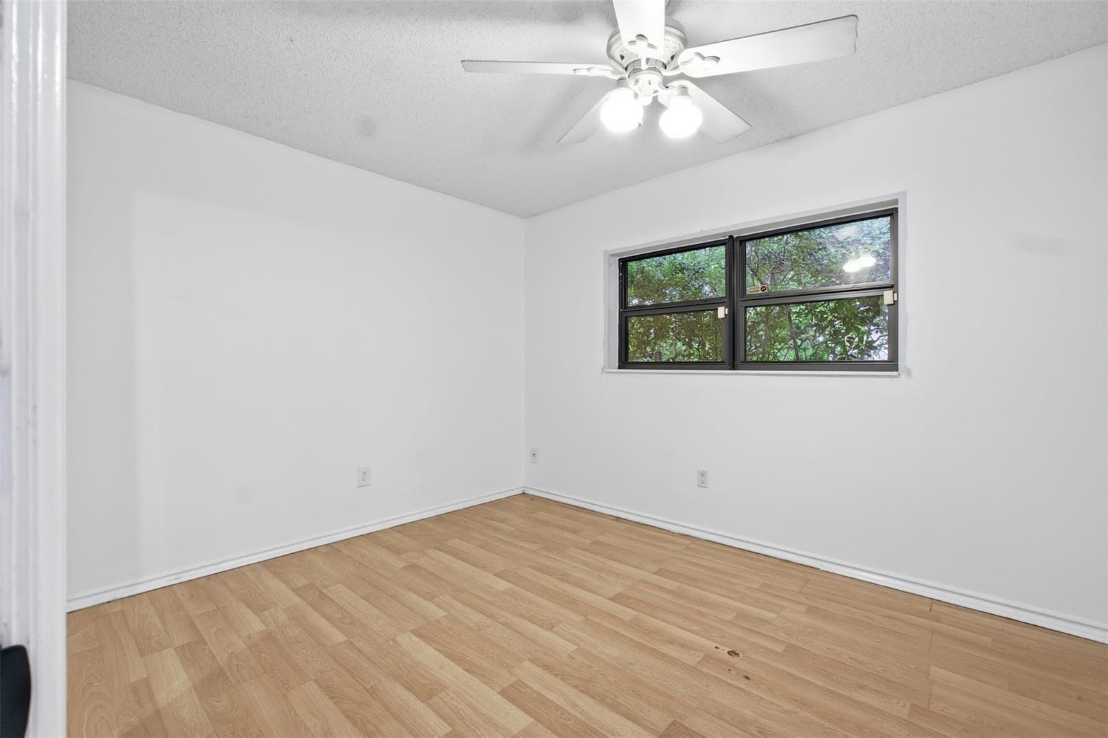 2702 NW 98th Way, Coral Springs, FL 33065 photo 29