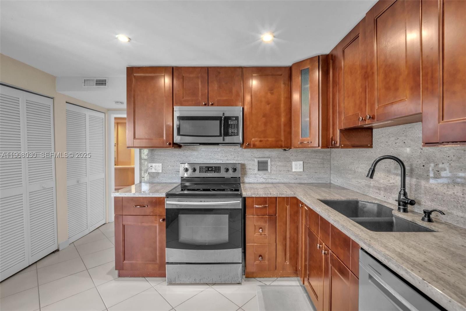 2810 N 46th Avenue F655, Hollywood, FL 33021 photo 28