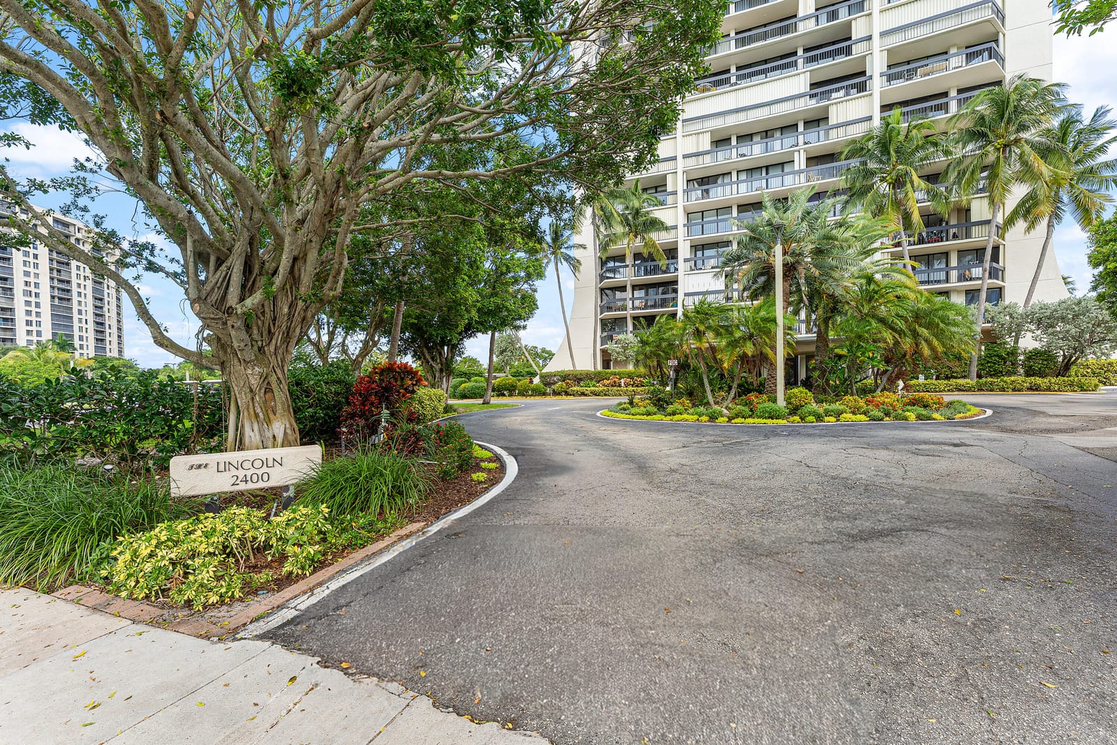 2400 Presidential Way 503, West Palm Beach, FL 33401 photo 24