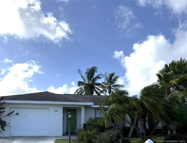 590 NE Lima Vias, Jensen Beach, FL 34957