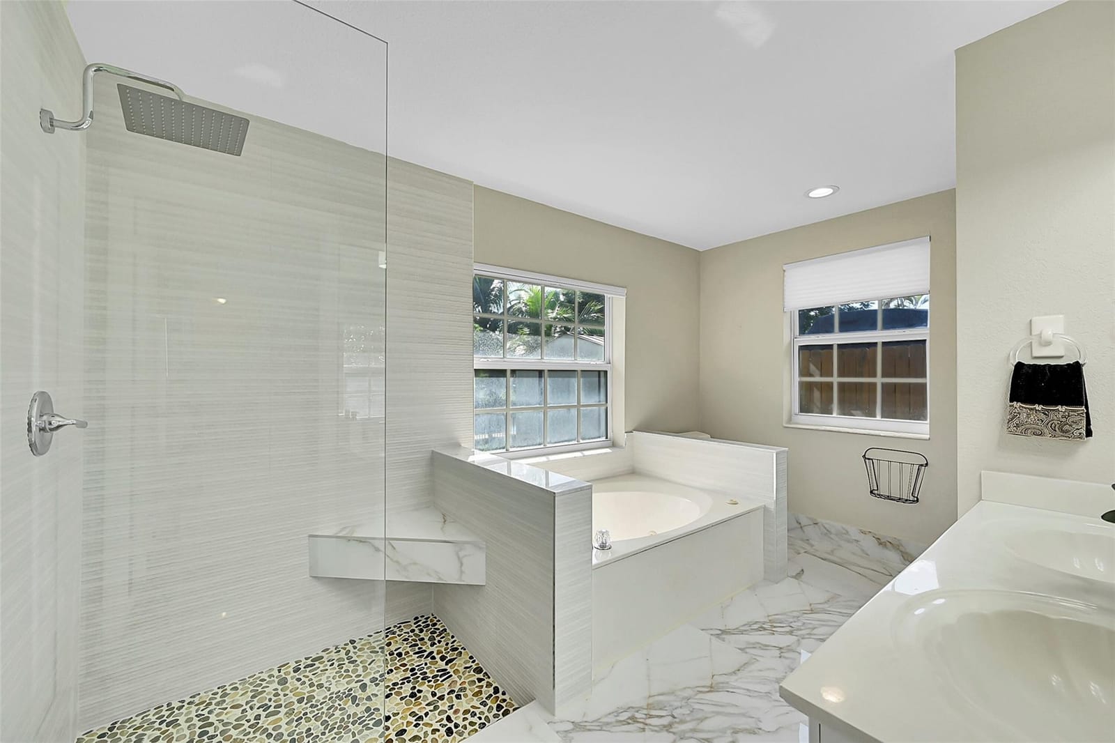 4230 NW 12th Street — photo 12