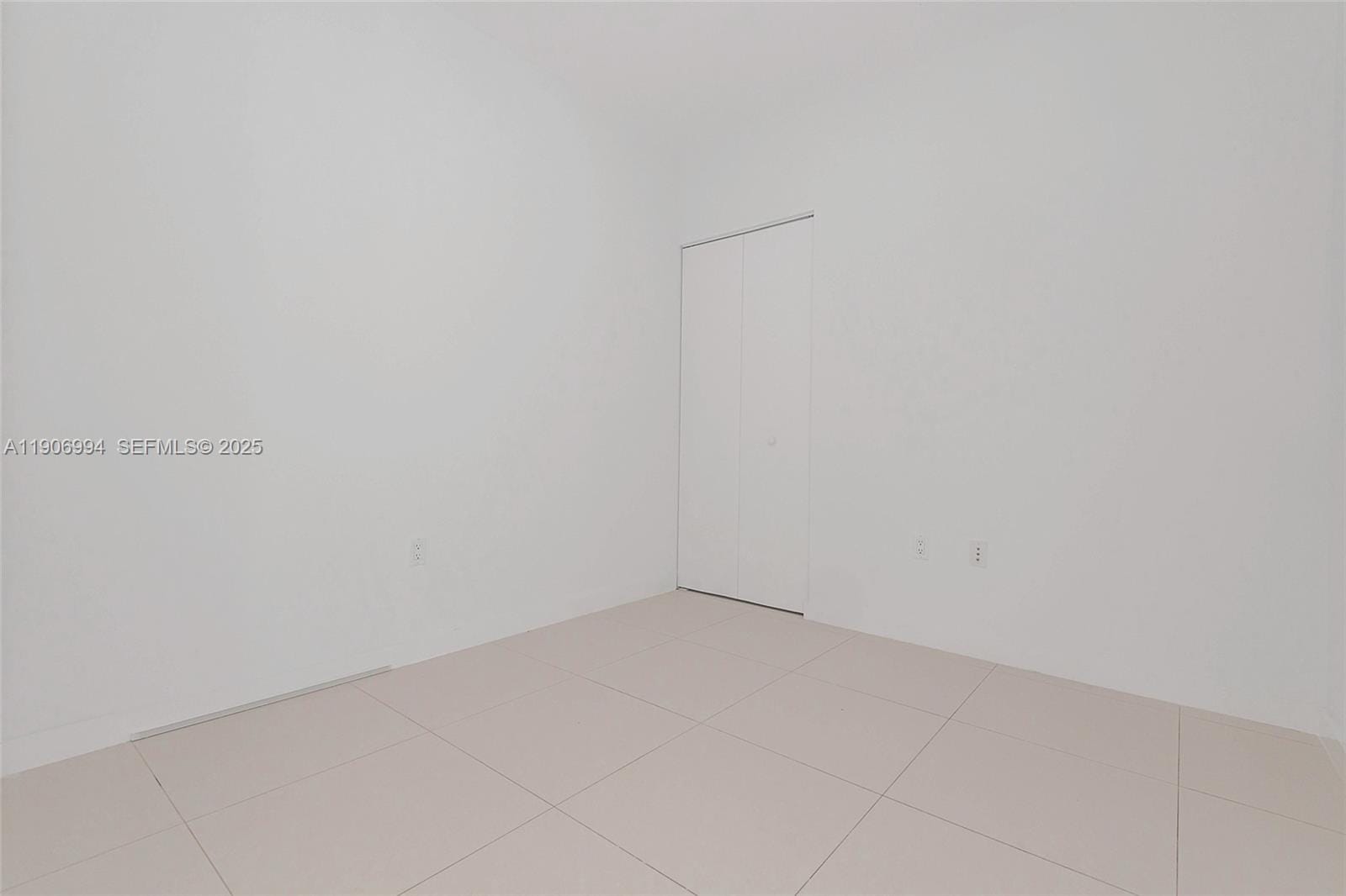 92 SW 3rd Street 3503 — photo 11