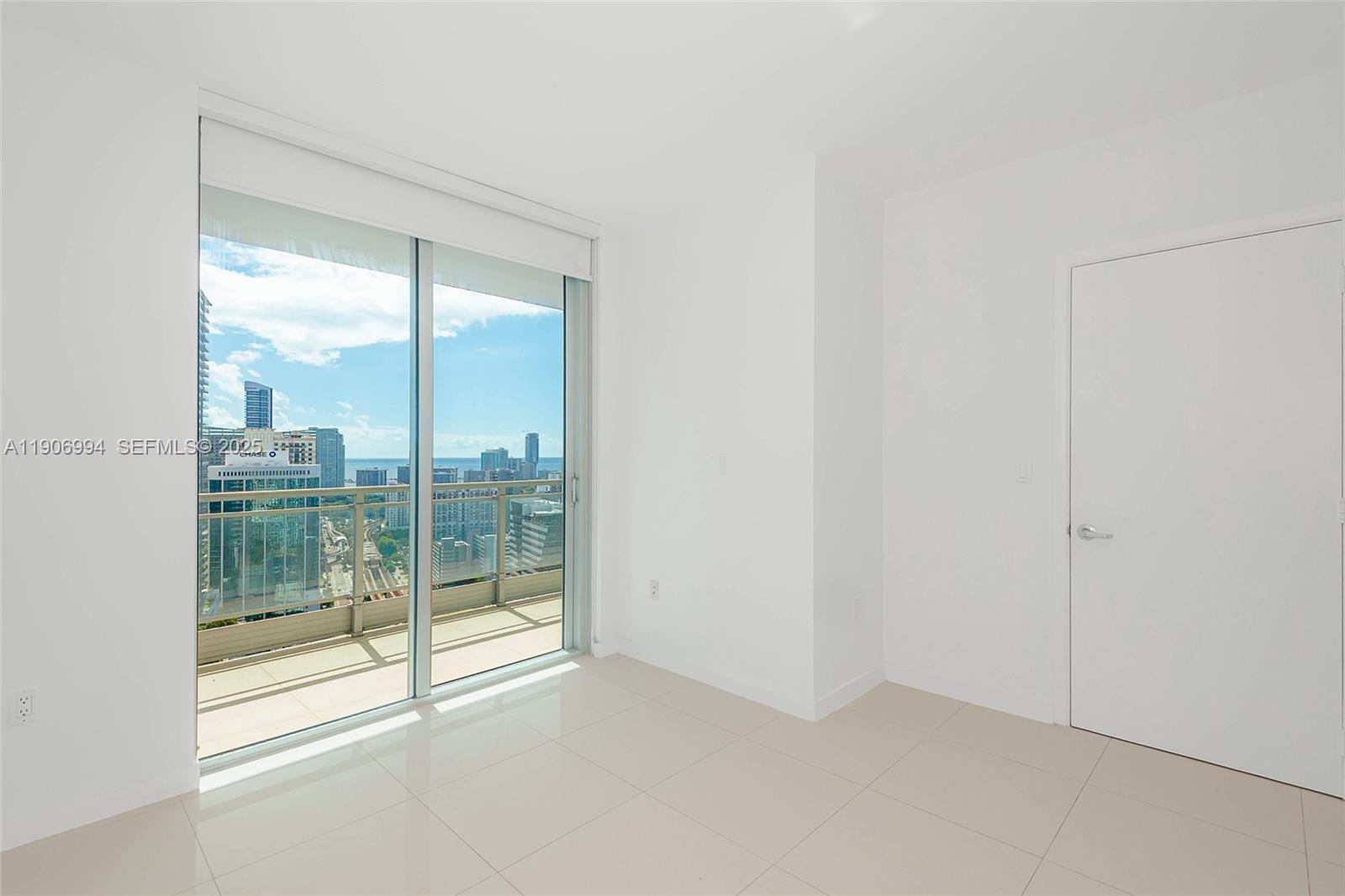 92 SW 3rd Street 3503, Miami, FL 33130 photo 15