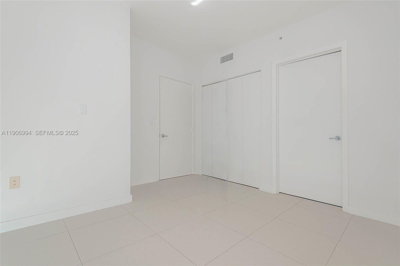 92 SW 3rd Street 3503, Miami, FL 33130 photo 16