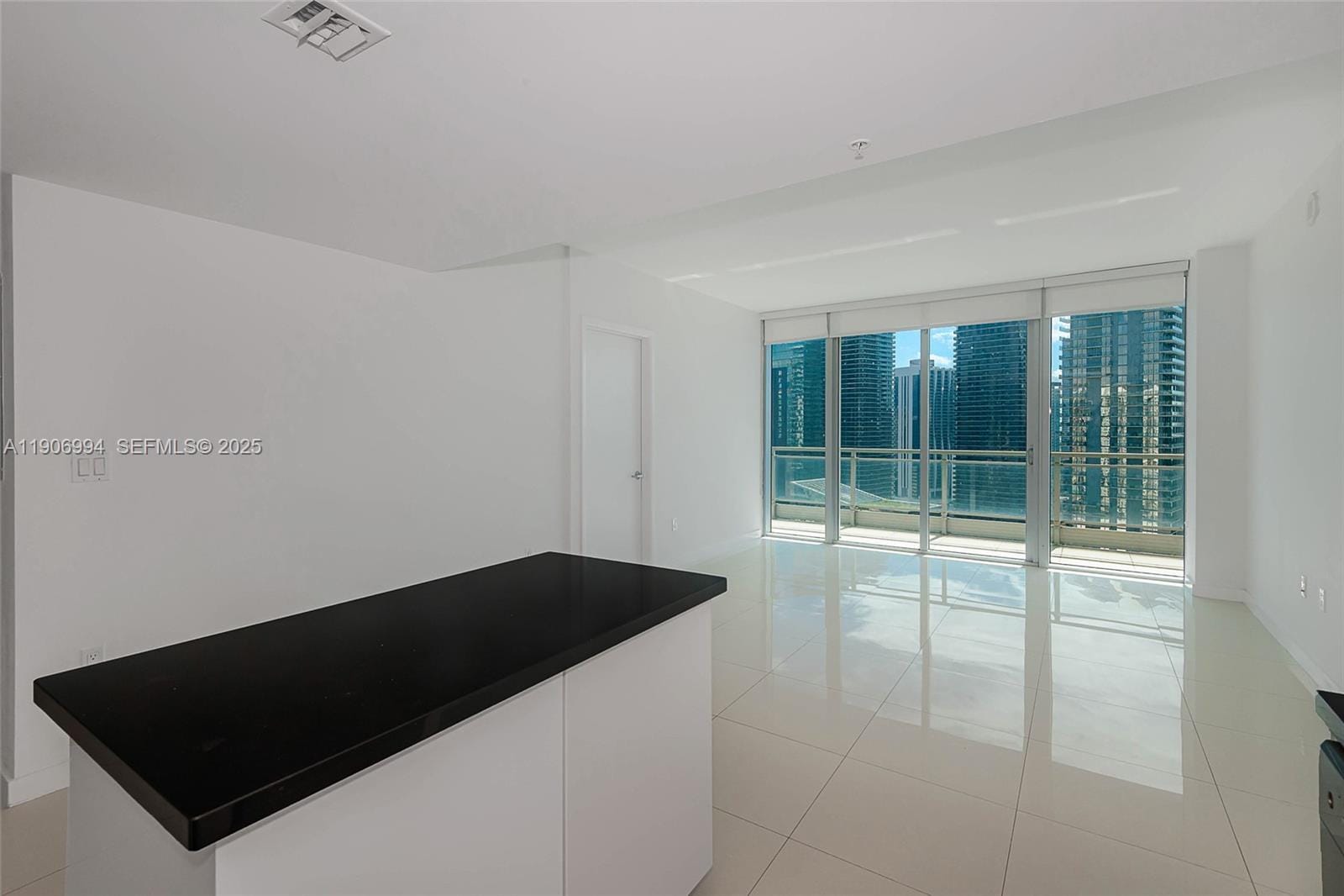 92 SW 3rd Street 3503 — photo 3