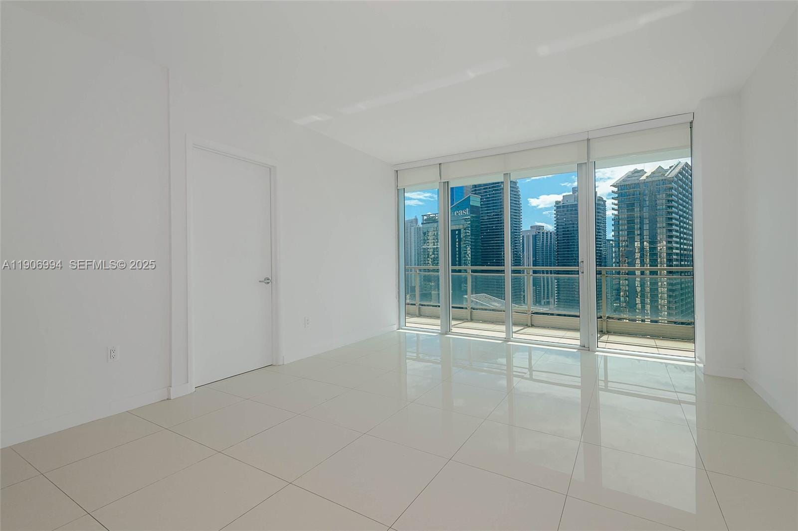 92 SW 3rd Street 3503 — photo 4