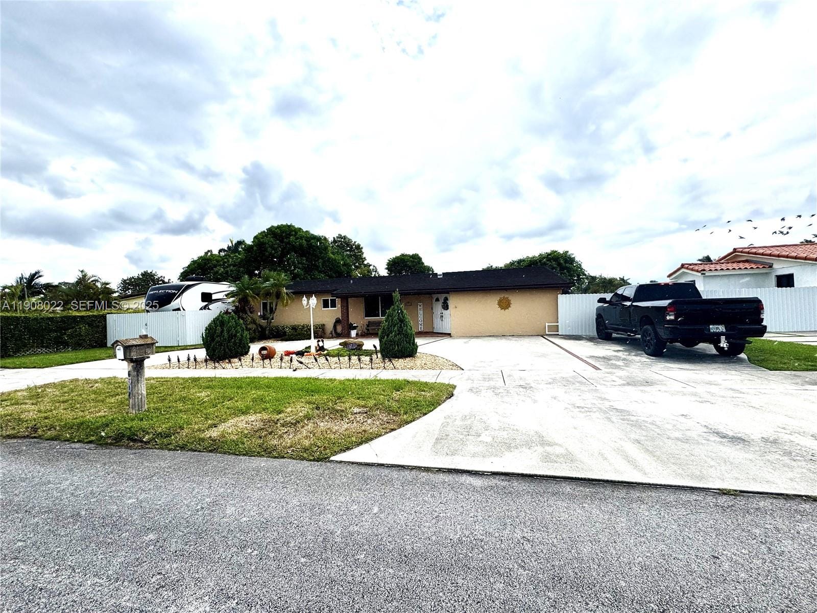 6504 SW 107th Place, Miami, FL 33173
