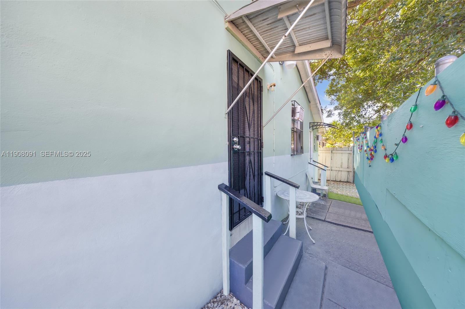 1334 SW 4th Street, Miami, FL 33135 photo 15