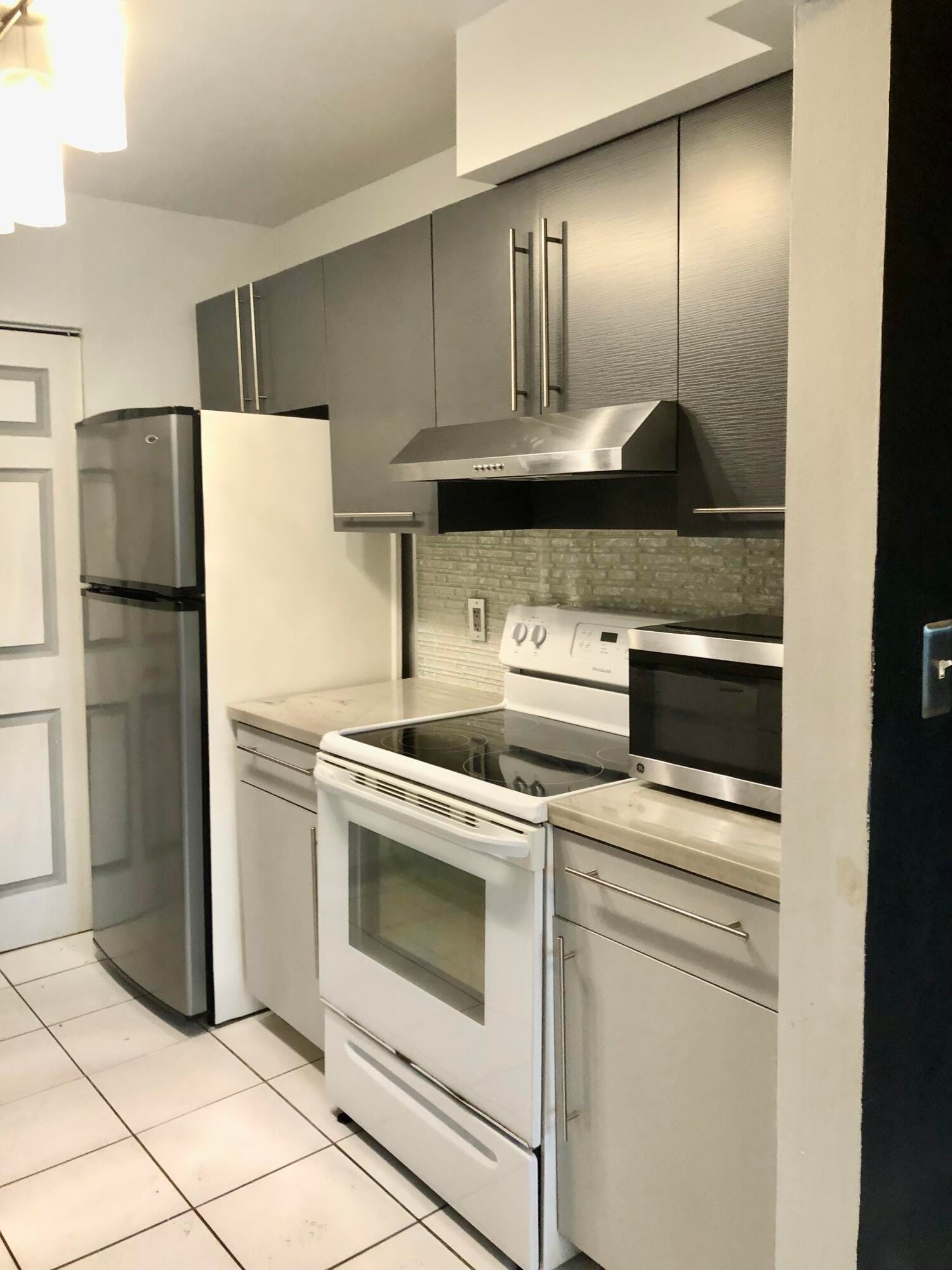 500 NE 2nd Street 204 — photo 6