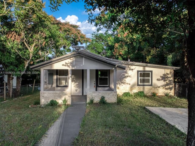 129 Flippen, Avon Park, FL 33825