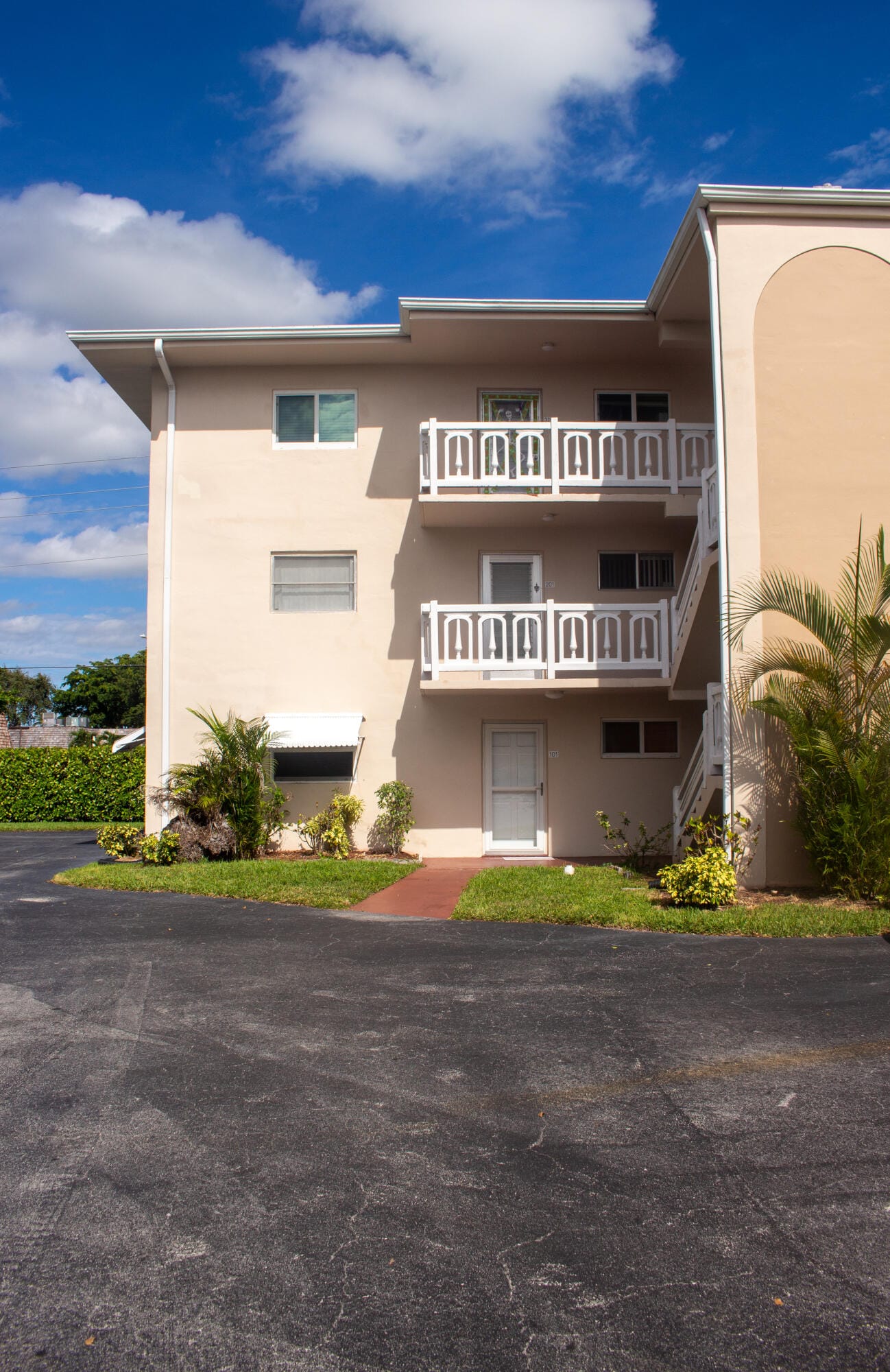 2687 Garden Drive N 101, Lake Worth, FL 33461