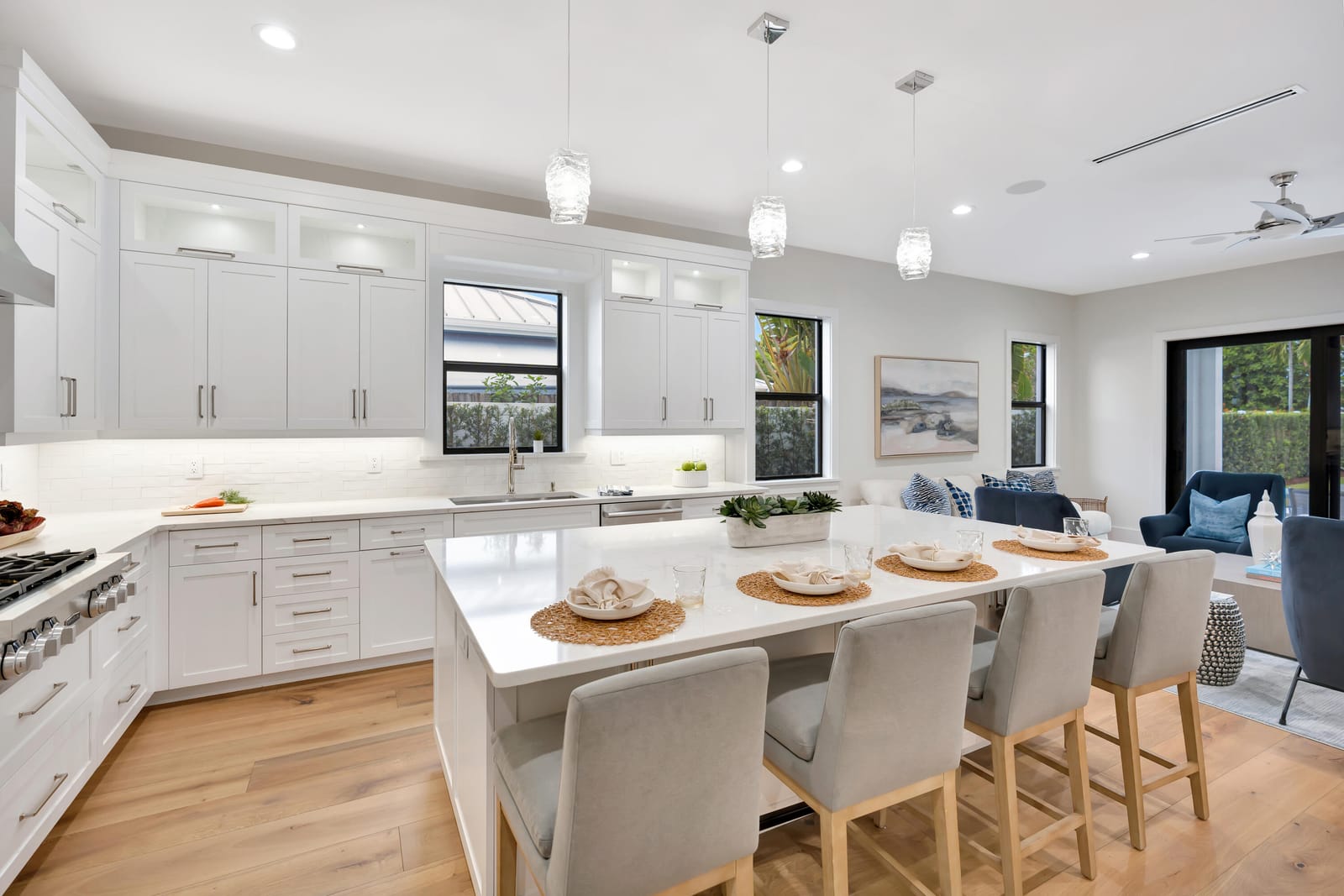 245 Alhambra Place — photo 10