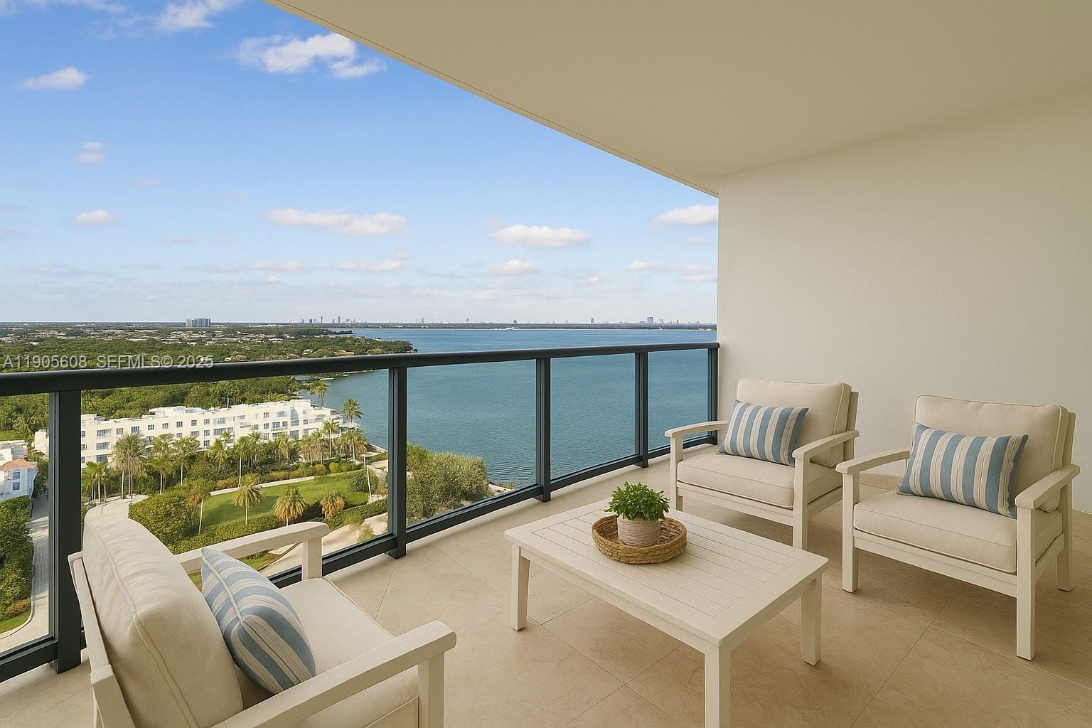 601 NE 36th Street 2304, Miami, FL 33137 photo 1