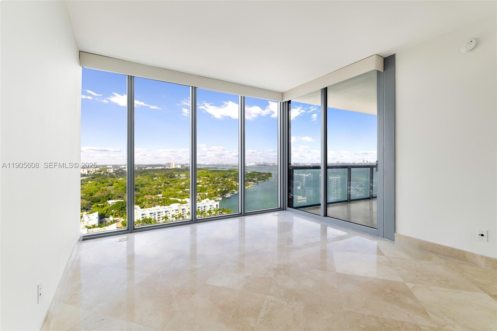 601 NE 36th Street 2304, Miami, FL 33137 photo 14