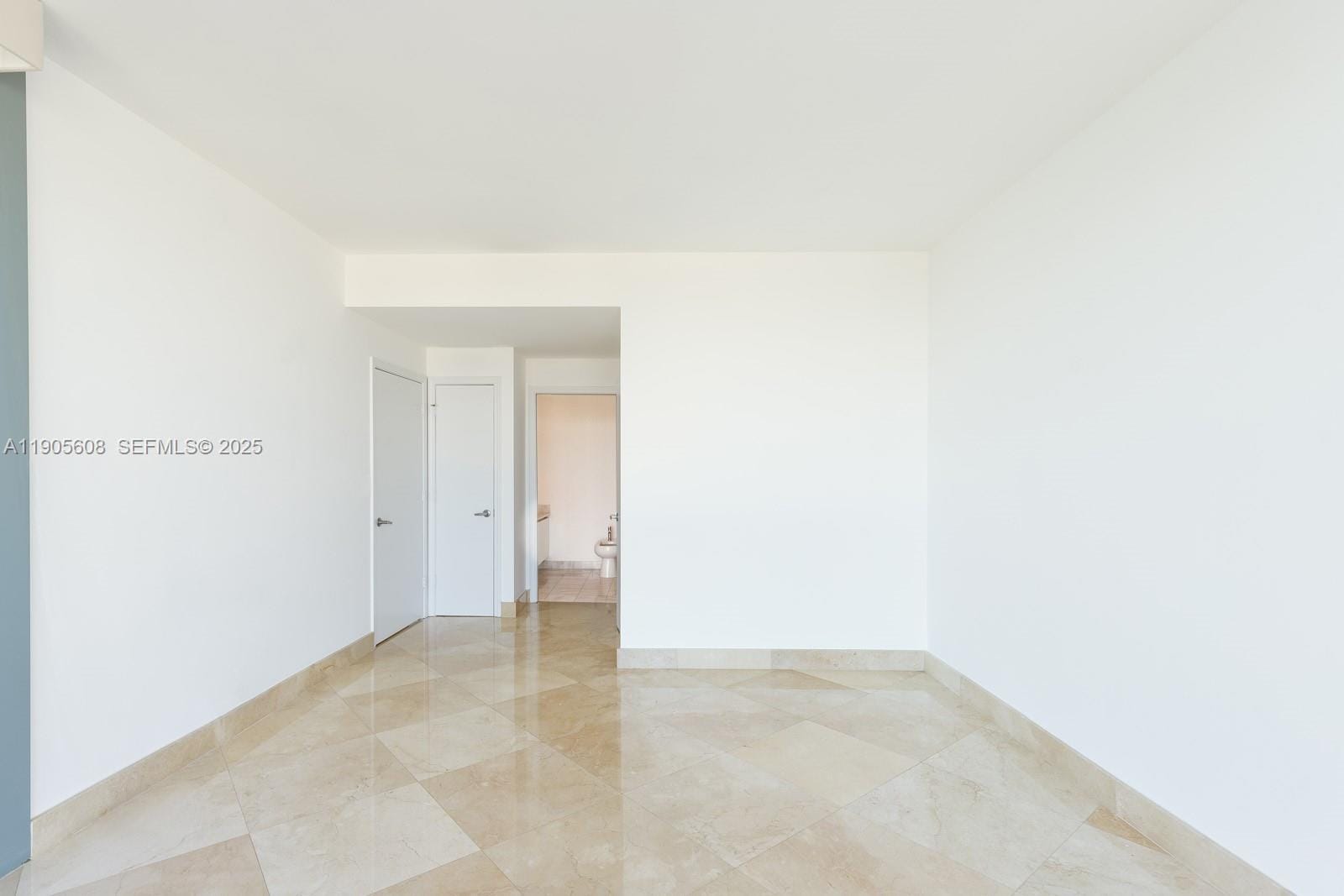 601 NE 36th Street 2304, Miami, FL 33137 photo 16