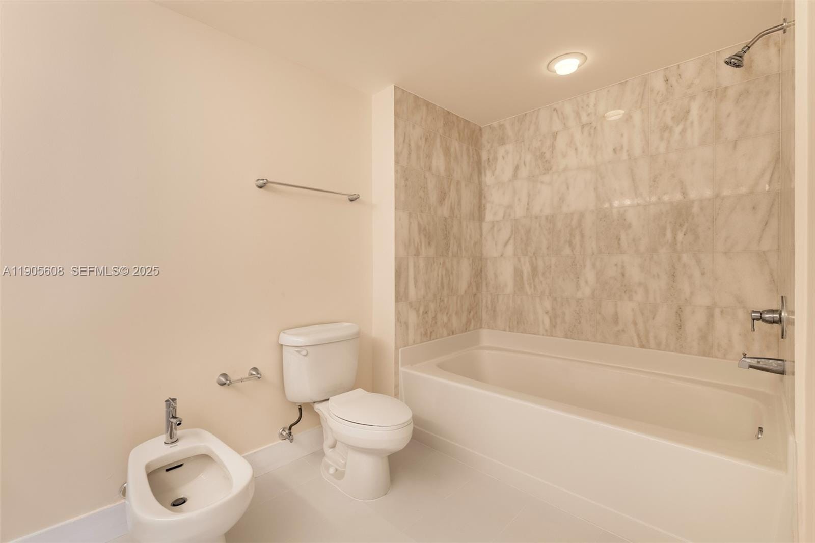 601 NE 36th Street 2304, Miami, FL 33137 photo 18